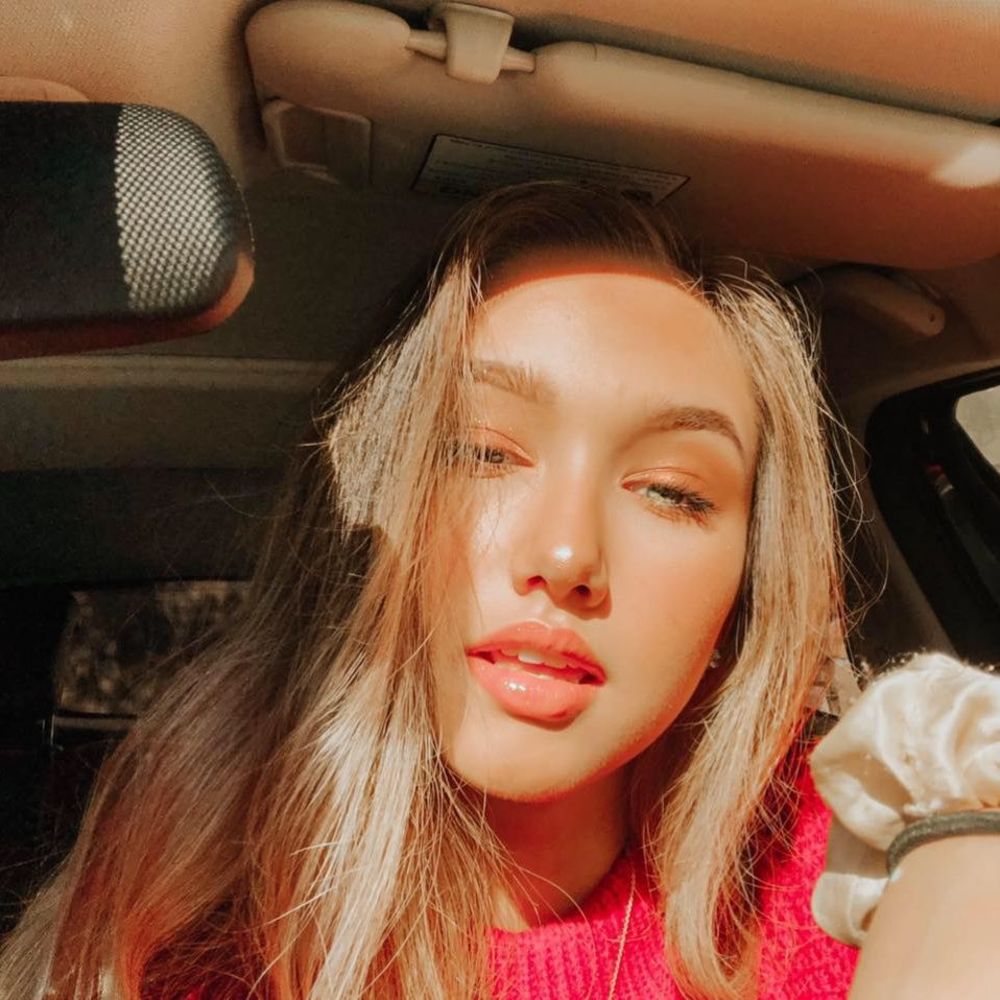 Meet your Posher, Zoe